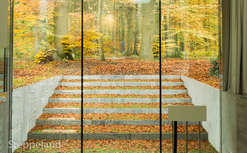 Entree building Het Loo, Apeldoorn – Modern architecture, abstract impression